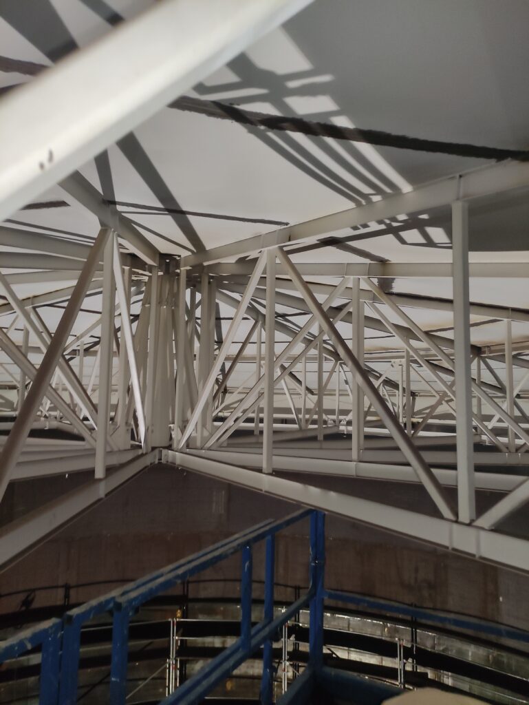 VT inspekce svarů, střecha sila v Cukrovaru Prosenice, dodavatel: Morkus Morava s.r.o.